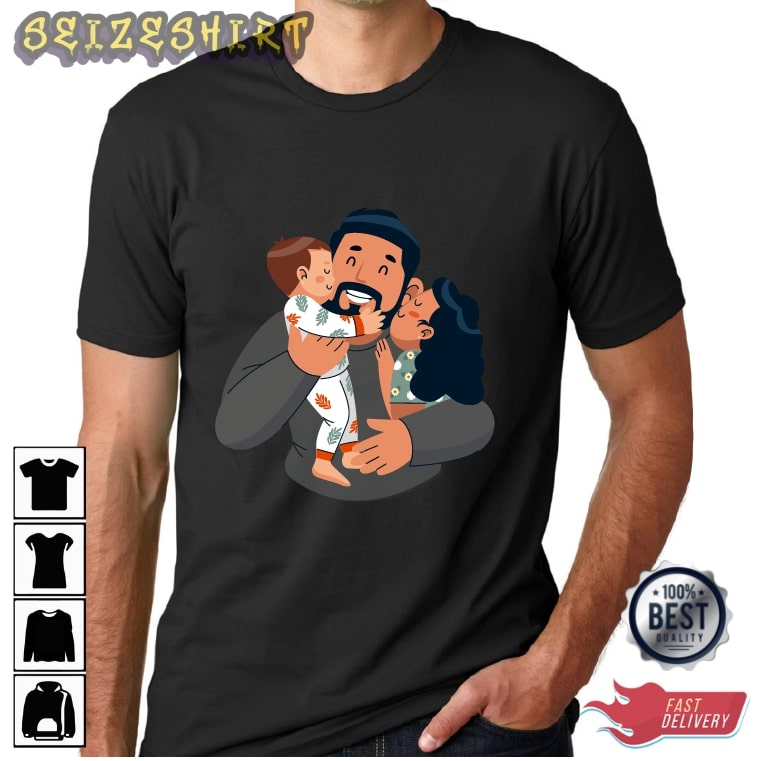 Dad and Two Children Kiss Gift For Dad T- shirt