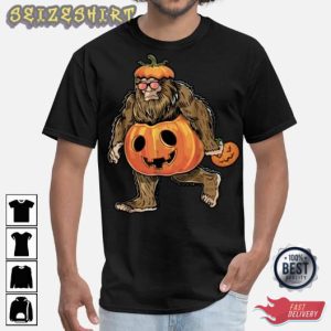 Funny Halloween Bigfoot Graphic Tee