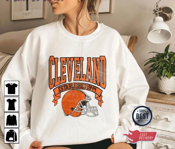 Vintage Cleveland Football Retro Tshirt