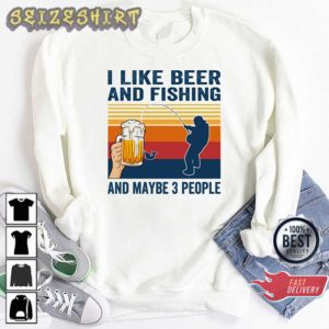 I Like Beer And Fishing And Maybe 3 People Vintage Graphic T-Shirt