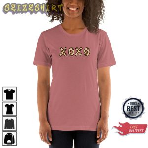 XOXO Happy Women Valentines Day Couple Matching Cheetah T-Shirt Print