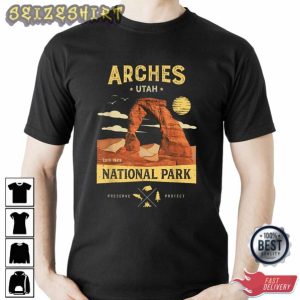 Arches National Park Camping T-Shirt