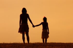 10 AMAZING GIFT IDEAS FOR DAUGHTER (1)