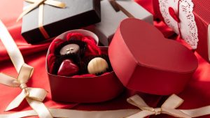 10 Best Meaningful gifts for girlfriend on Valentine's Day (1)
