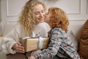 10 Family-friendly Gift Suggestions for this Year. (3)