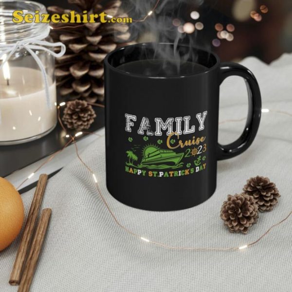 Cruise Squad 2023 Happy St Patricks Day Coffee Mug