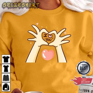 I Love You Valentine’s Day Hands Making Heart T-Shirt
