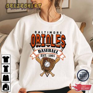 Baltimore Baseball Crewneck Sweatshirt Vintage Baltimore T-Shirt