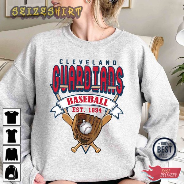 Cleveland Baseball Crewneck Sweatshirt Vintage Cleveland T-Shirt