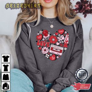 Heart Sweatshirt Valentines Day Shirt Women Valentine T-Shirt