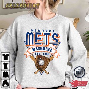 Mets New York Baseball Crewneck Sweatshirt Vintage New York T-Shirt