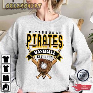 Pittsburgh Baseball Crewneck Sweatshirt Vintage Pittsburgh T-Shirt