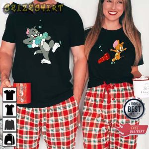 Playing Together Tom And Jerry Valentine’s Day Unisex Couple T-Shirt