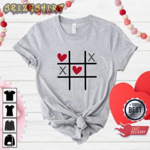 Tic Tac Toe Matching Couple Happy Women Valentine’s Day Lovely Couple T-Shirt