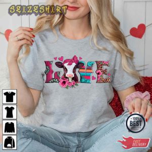 Valentines Day Cow Love Day Shirts For Women Lips Kiss Tee T-Shirt