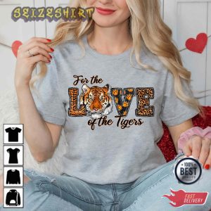 Valentines Day Tiger Love Day Shirts For Men Women Animal T-Shirt
