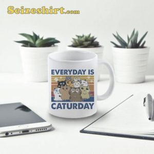 Everyday Is Caturday Happy Day Coffee Mug