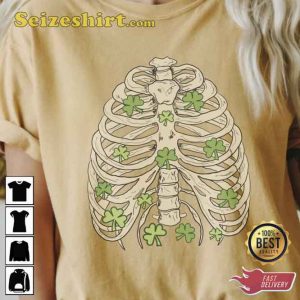 Four Leaf Clover Skeleton Patrick's Day T-shirt