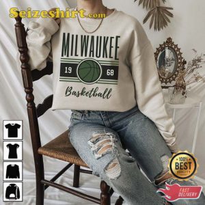 Milwaukee Basketball Retro Crewneck Sweatshirt Gift For Fan