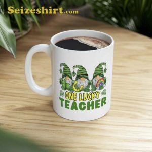 One Lucky Teacher Gnomes Happy St Patrick's Day Gnome Irish Mug