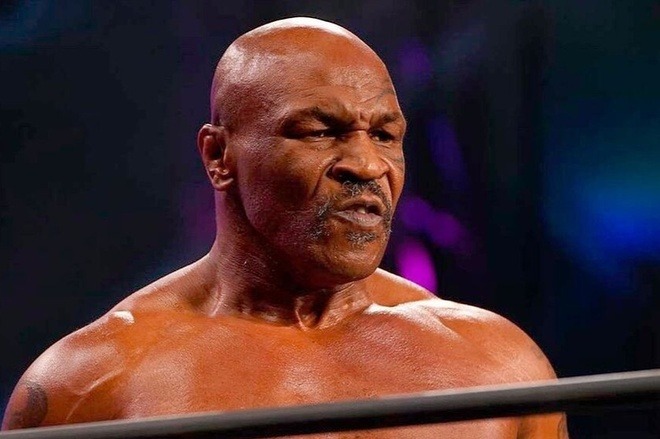 Mike Tyson The Undisputed Champion of Boxing (3)