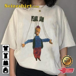 Pearl Jam Rocking For Three Decades Vintage T-shirt