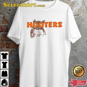 Hooters Owl Boobs American Sexy Waitress Funny Vibes Unisex T-Shirt