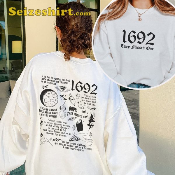 Salem 1692 They Missed One Witch Halloween Costume T-Shirt