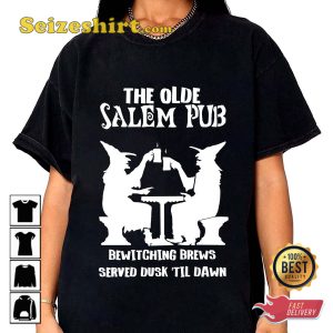 The Olde Salem Pub Salem Witch Spooky Halloween Costume T-Shirt