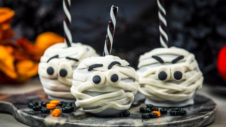 10 Spooktacular Halloween Activities for Kids and Adults (7)