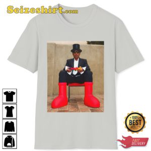 Giancarlo Esposito Big Red Boots Gus Fring Breaking Bad Better Trendy Unisex T-Shirt