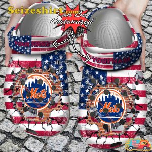 Personalized American Flag New York Mets Flushing Legacy of Triumph Baseball Legacy Comfort Clogs