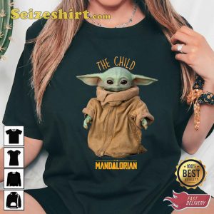 Star Wars Baby Yoda The Mandalorian The Child Fan Gift T-Shirt
